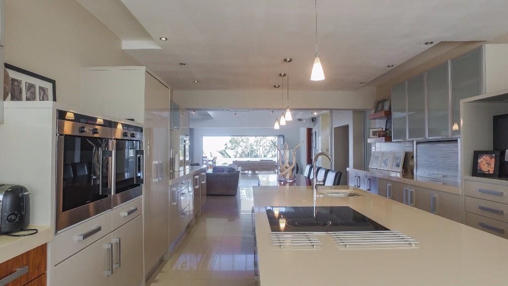 4 Bedroom Property for Sale in Plattekloof Western Cape